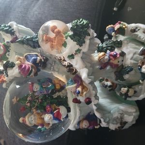 Kirkland signature Snowman Snow Globe
